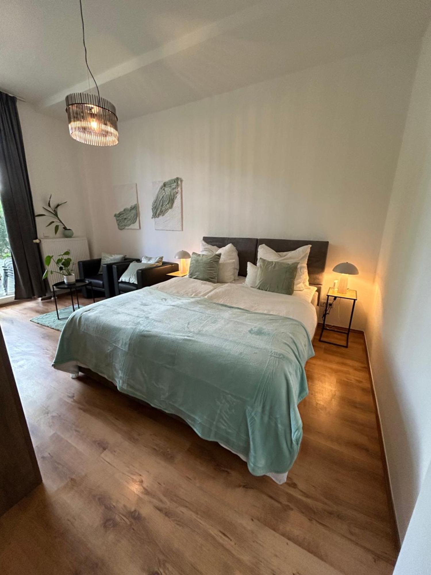 Mintara Komfort Apartment Mit Grill -Terrasse, Sky Und Parkplatz Magdeburgo Exterior foto
